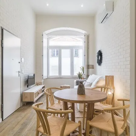 Casa Boma - Design With Private Vegetal Terrace - Lapa Vii דירה *