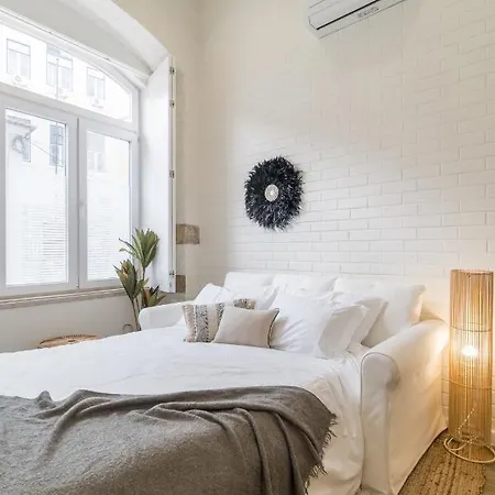 Casa Boma - Design With Private Vegetal Terrace - Lapa Vii * Lissabon